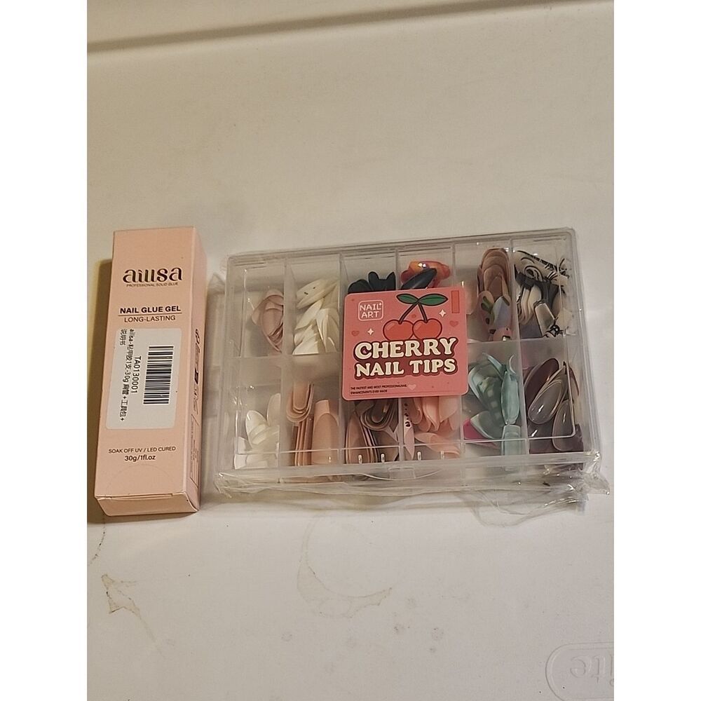 Aillsa Nail Glue and Cherry Nail Tips